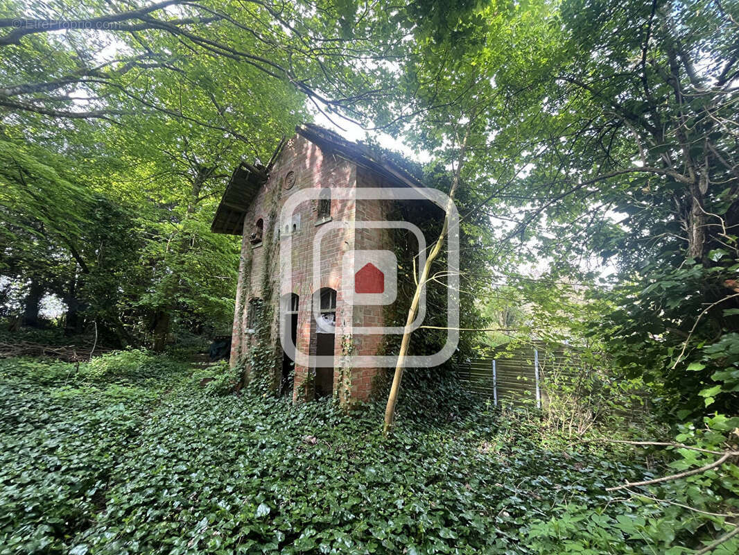 Maison à HAUSSIGNEMONT