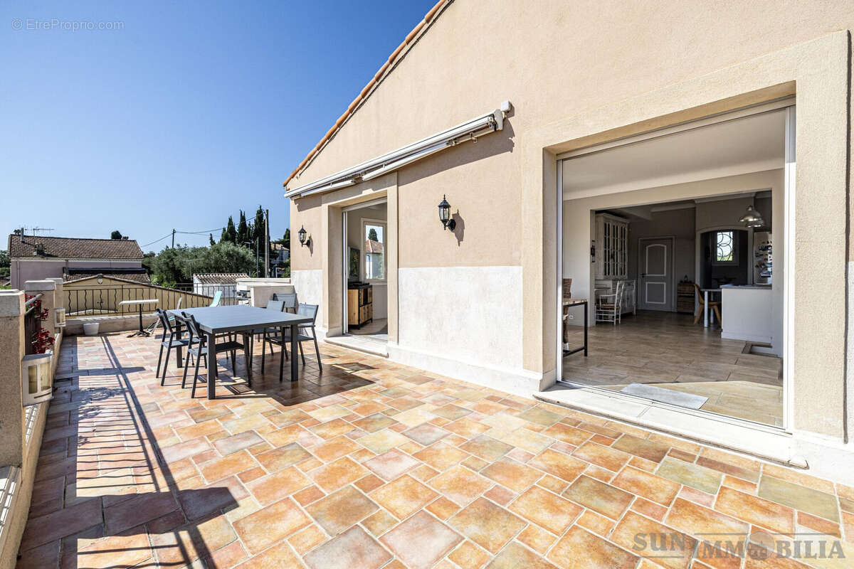Maison à LA COLLE-SUR-LOUP