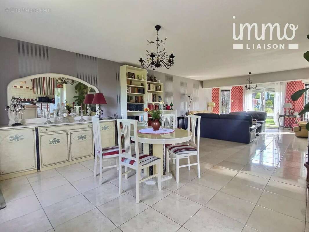 Maison à CHAUMONT-SUR-LOIRE