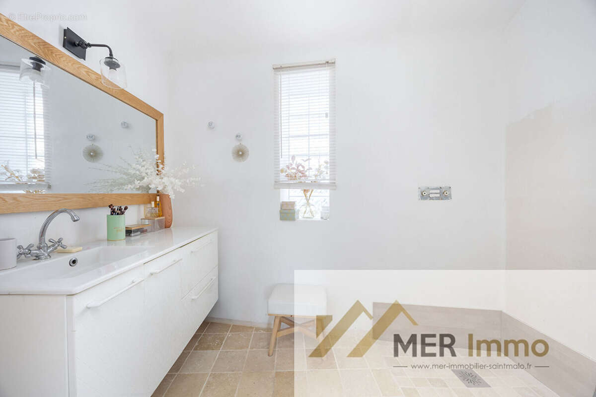 Maison à SAINT-MALO