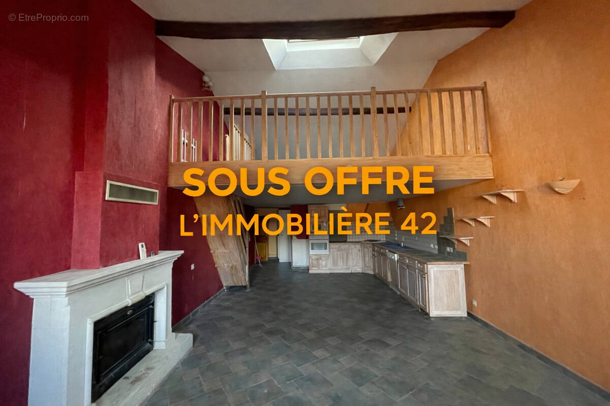 Appartement à L'ARBRESLE