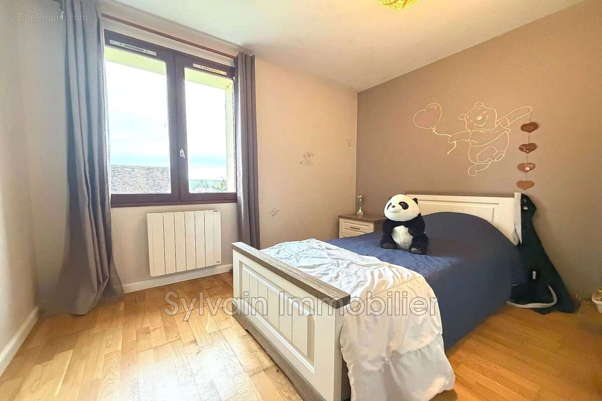 Maison à TROISSEREUX