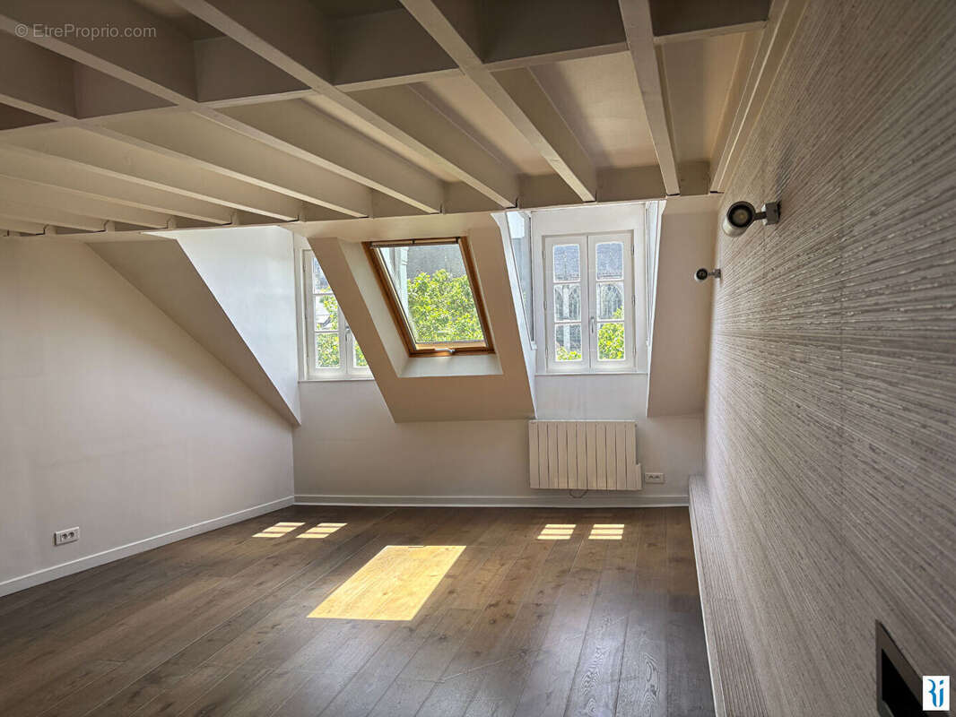 Joli appartement lumineux en duplex au coeur du centre ville du vieux Rouen historique avec ascenseur et possibilité de garage - photo 5