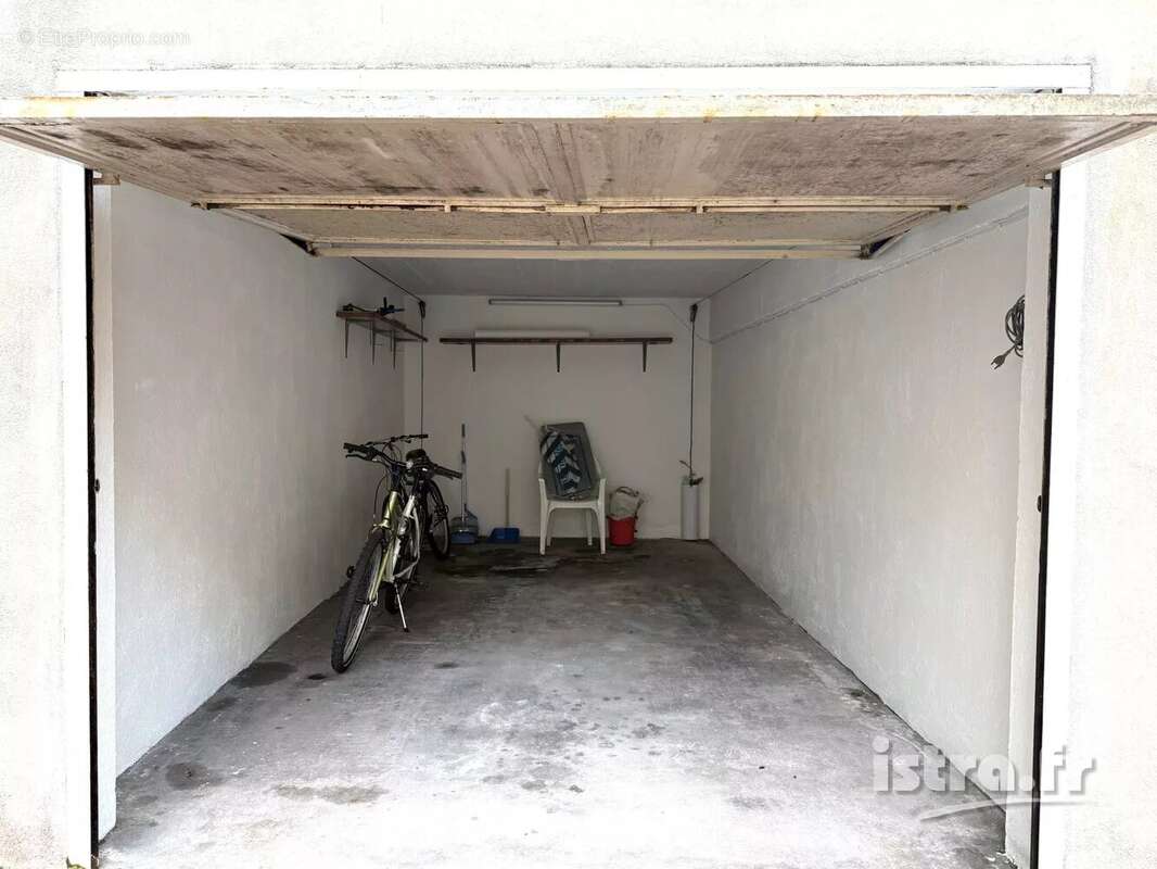 Parking à NICE