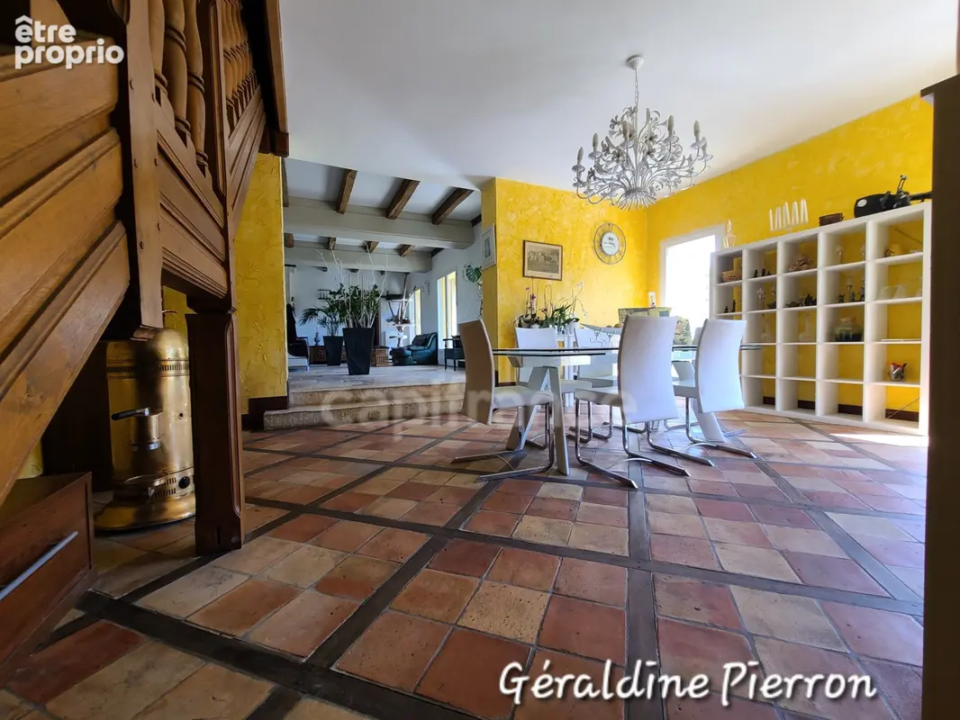 propriété de prestige d’environ 480 m² implantée sur un terrain de 3.4 hectares avec 2 gîtes et chambre d'hôte - photo 7
