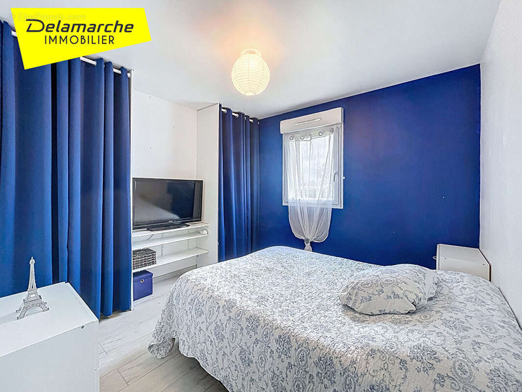 Maison à NOTRE-DAME-DE-CENILLY