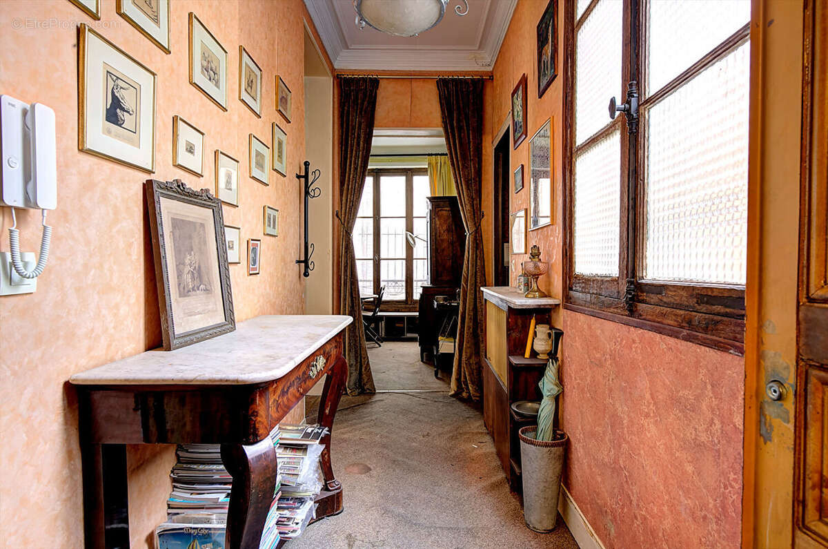 Appartement à PARIS-9E