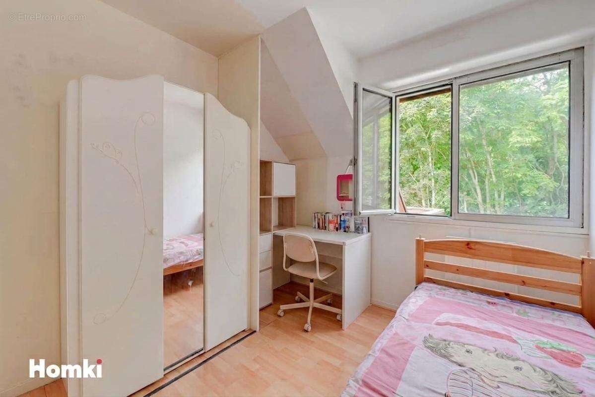 Maison/Villa T5 de 112 m² à Guyancourt 78280 - photo 7