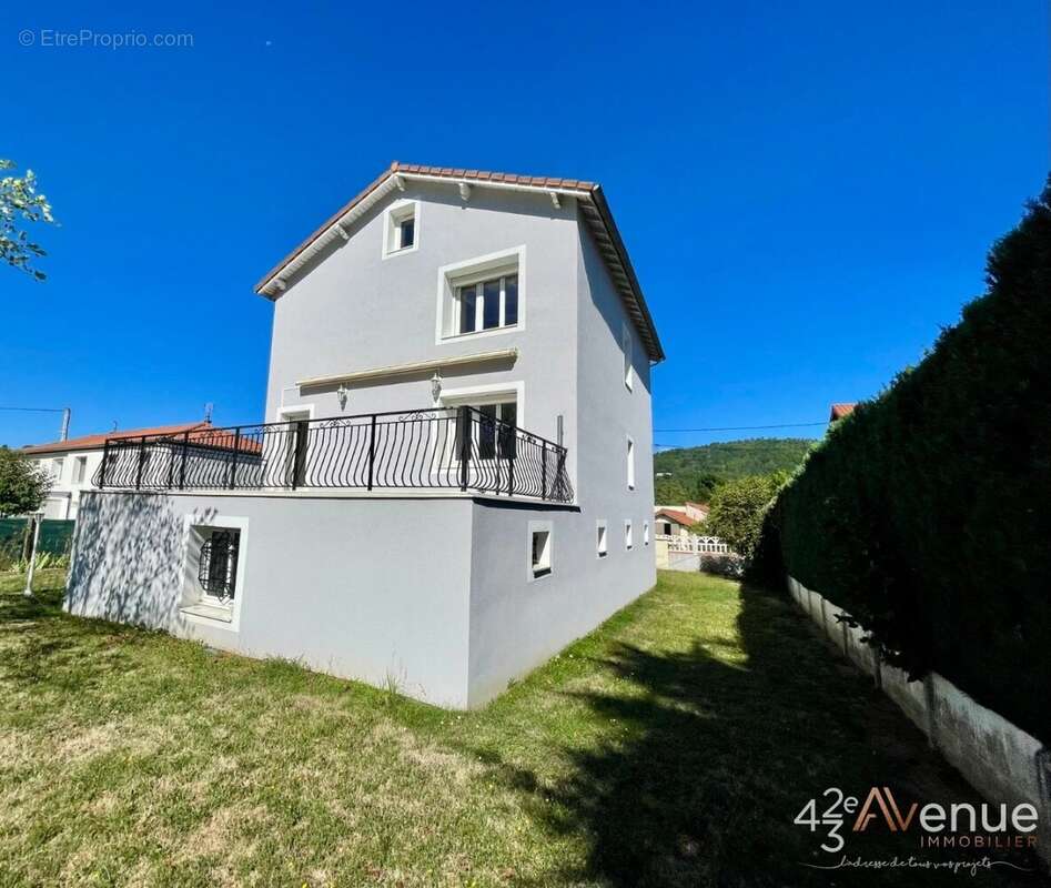 Maison 114 m² à Aurec-Sur-Loire  - photo 4