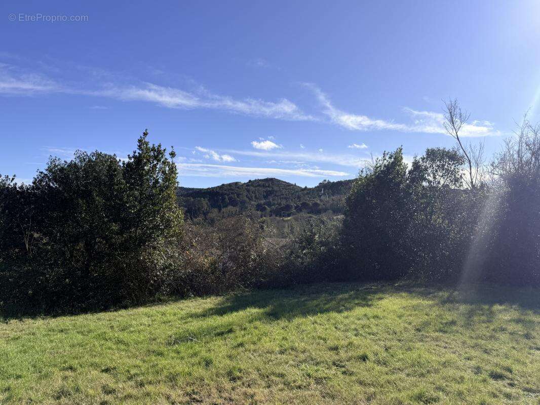 Terrain constructible - VILLENEUVE-LA-COMPTAL - photo 6