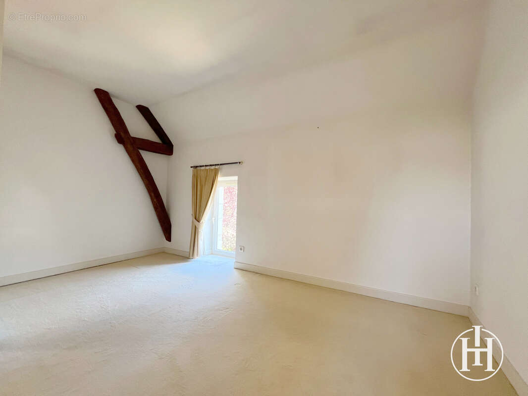 Appartement à SAINT-AMAND-MONTROND