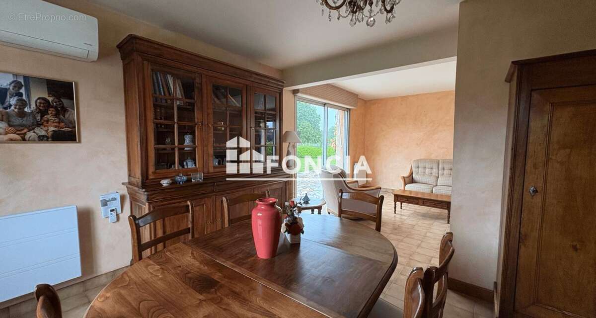 Maison à VIVOIN