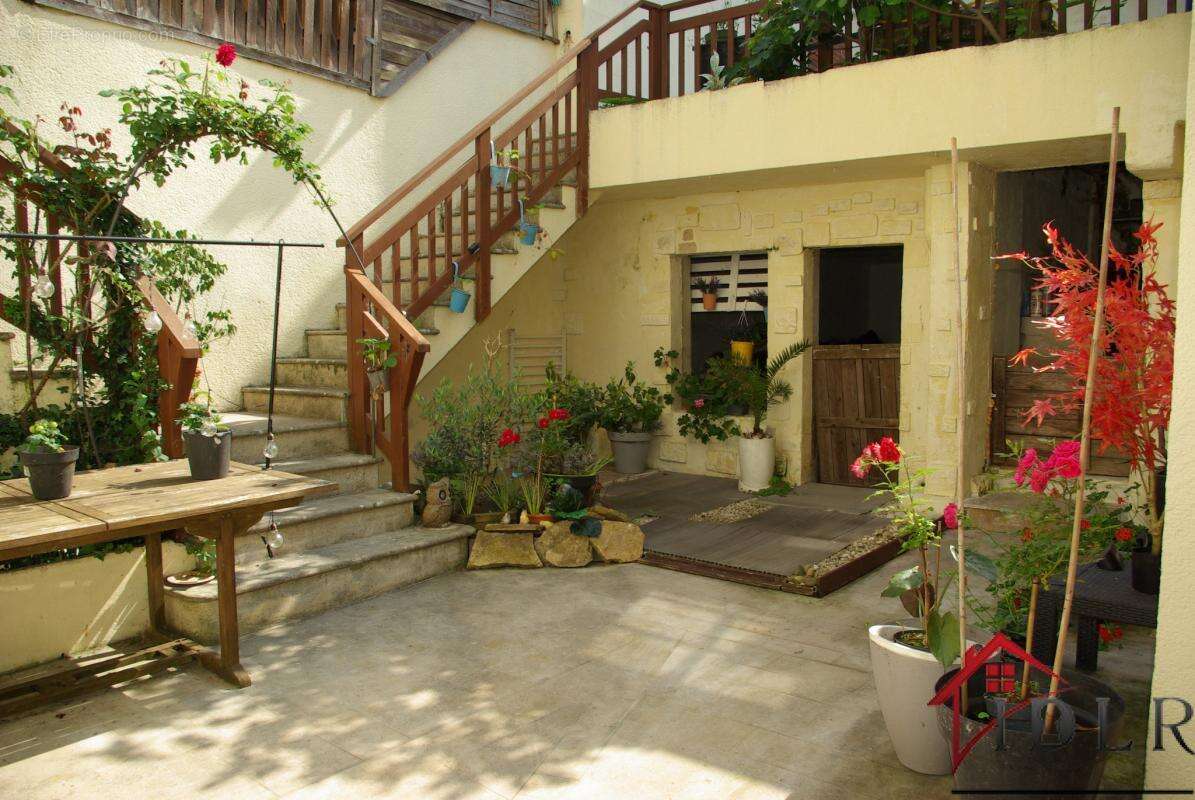 Maison à GRAY