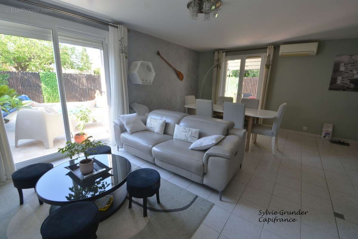 Maison à vendre 4 pièces LANCON PROVENCE (13) avec jardin et piscine - photo 2