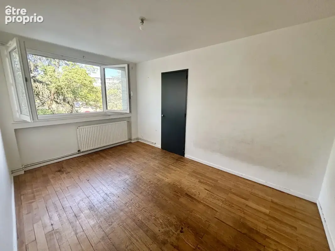 T4 avec balcon et parking dans résidence sécurisée - photo 6