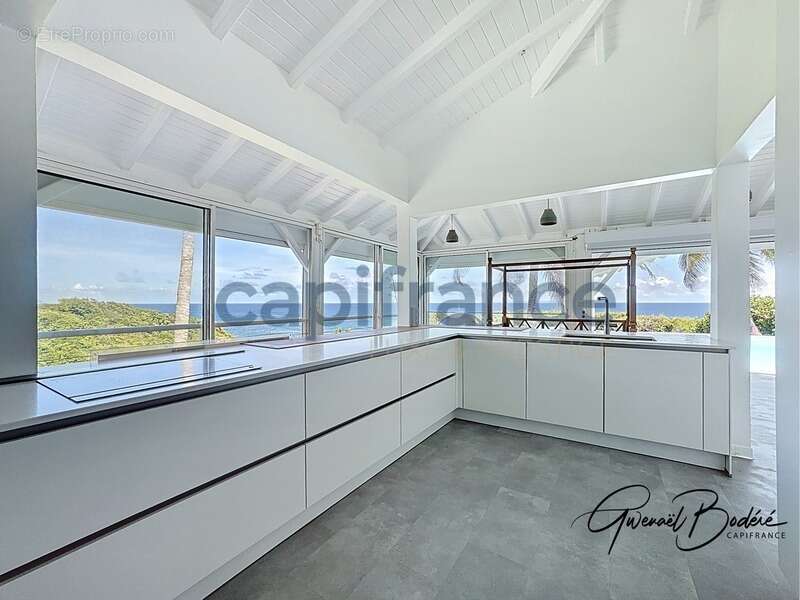 Villa Vue mer à vendre sur SAINTE ANNE (971) Guadeloupe - photo 7