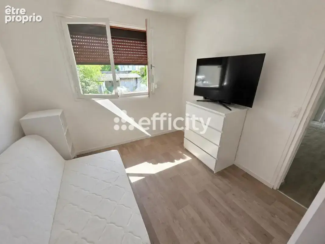 Maison 100 m² à Gagny  - photo 8