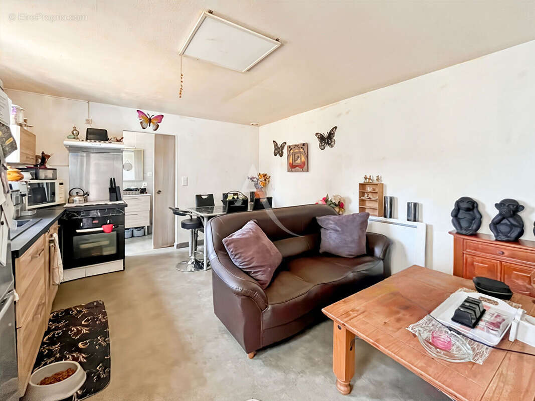 A VENDRE - Ensemble immobilier de deux maisons en location - photo 6