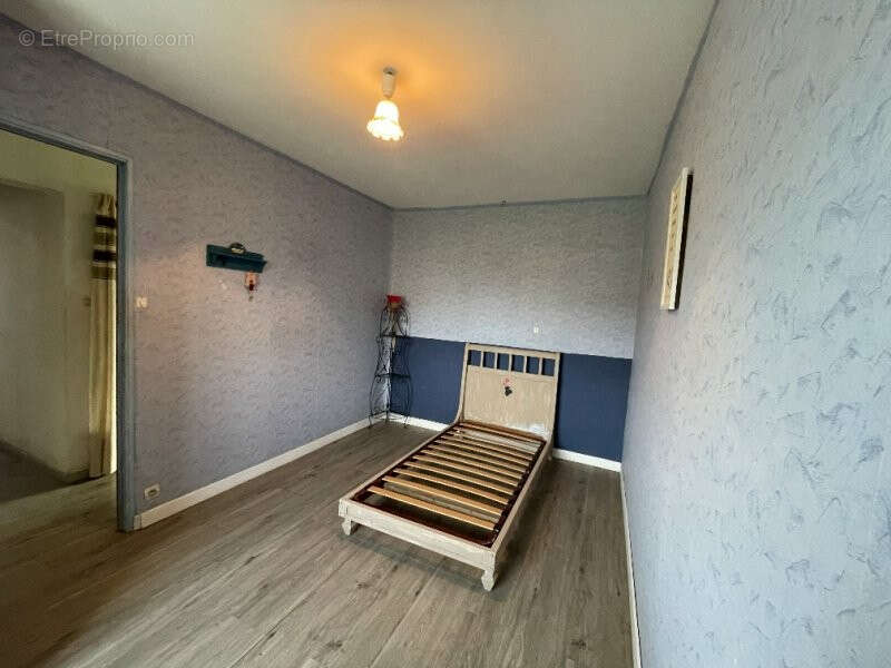 Maison à LA BAZOCHE-GOUET