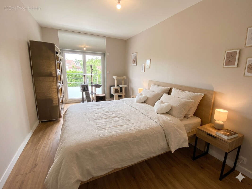 Appartement à SAINT-CYR-SUR-LOIRE
