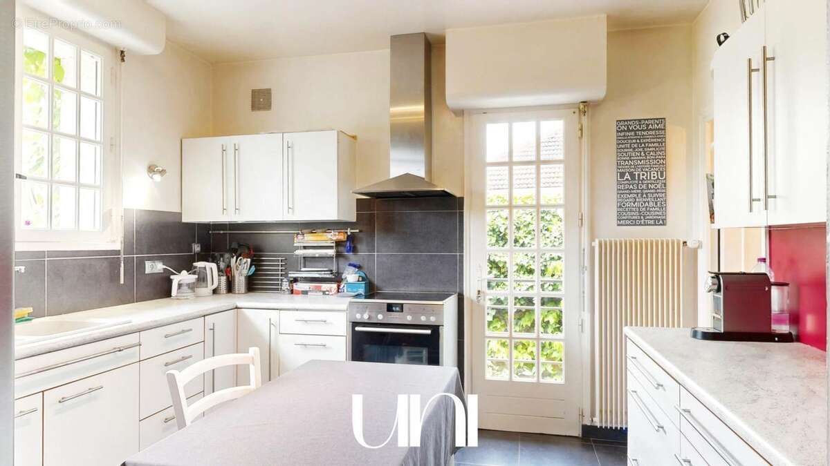 Maison à BRETTEVILLE-SUR-ODON