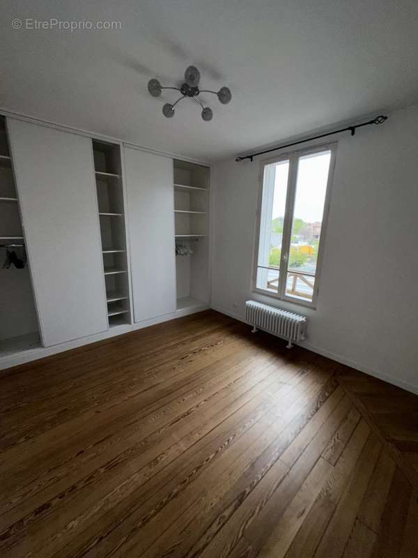 Appartement à ENGHIEN-LES-BAINS