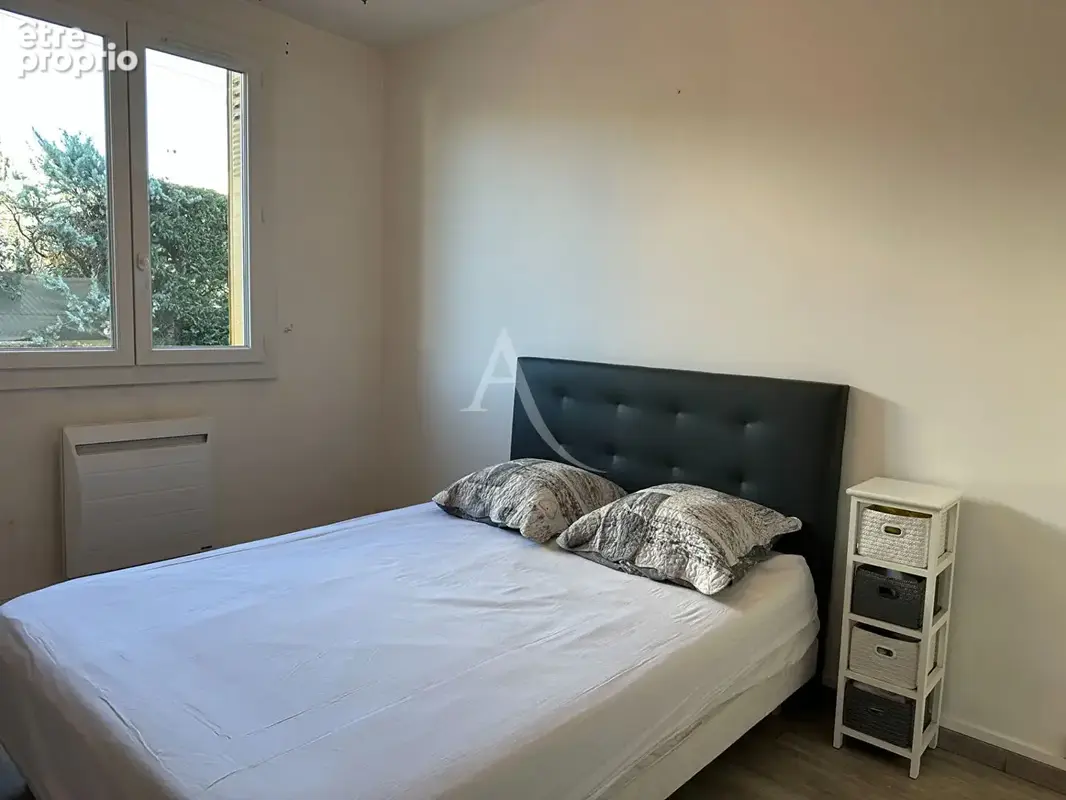 Appartement type 4 rez de chaussee dans residence fermee loggia cave et parking - photo 6