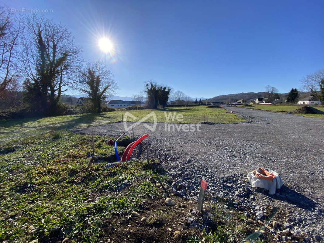 Terrain à ARROS-DE-NAY