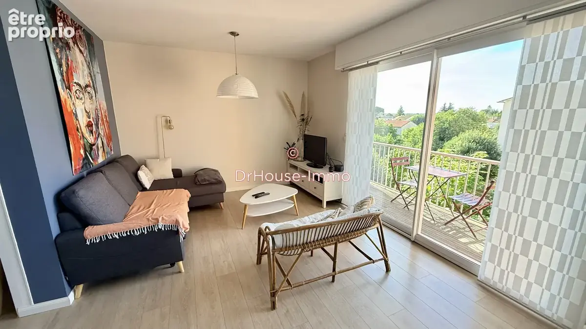 Appartement 4 pièces 72 m² à vendre à Niort (79000) - photo 4