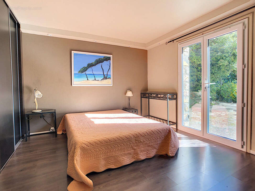 Maison à MOUGINS