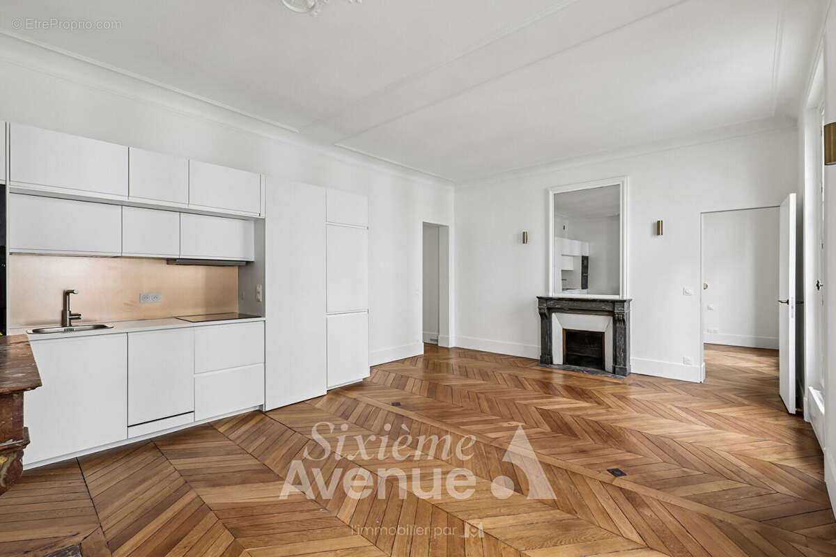 Appartement à PARIS-4E