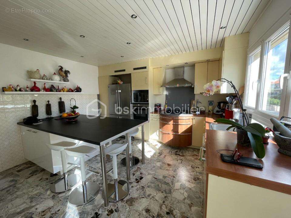 Maison catalane rénovée – 175 m² – 5 chambres – garage – jardin - photo 5