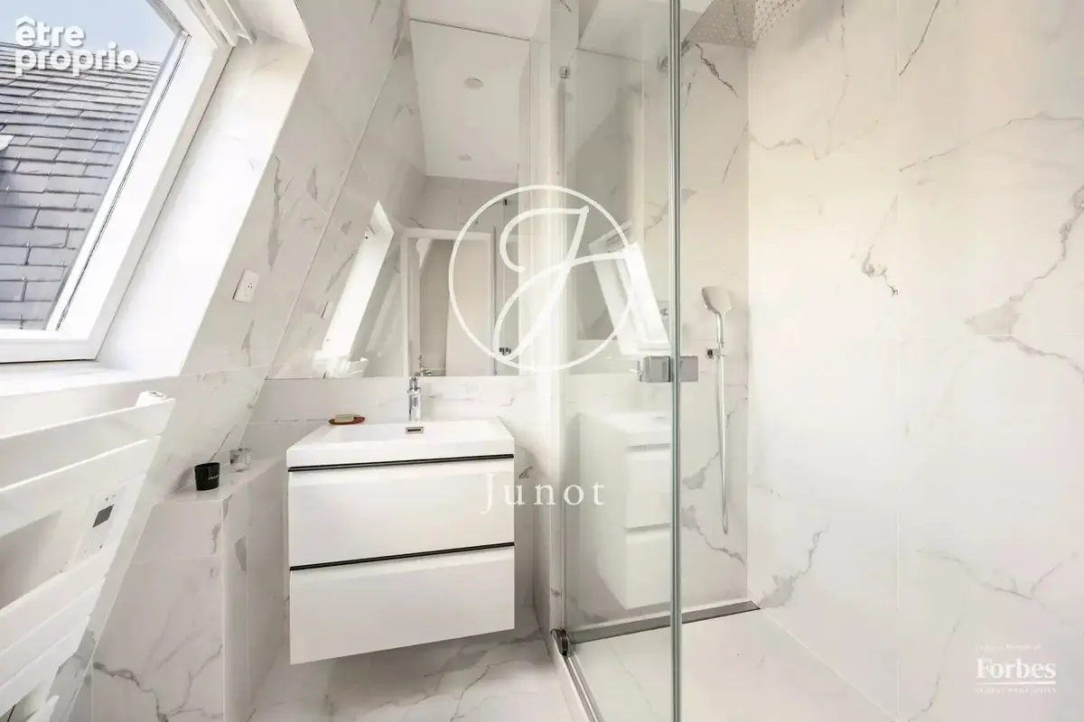 Paris 11e - CHEMIN VERT - Appartement à vendre - 4 pièces - 61.90m² Carrez - 2 chambres - Dernier étage. - photo 13