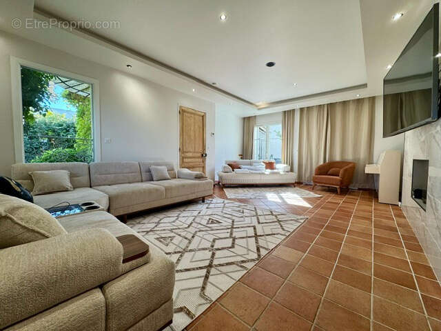 Maison à SAINT-RAPHAEL