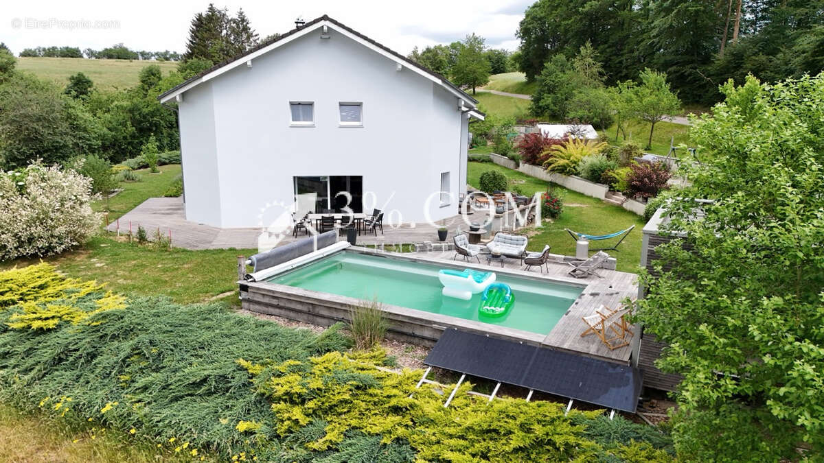 Maison à HADOL