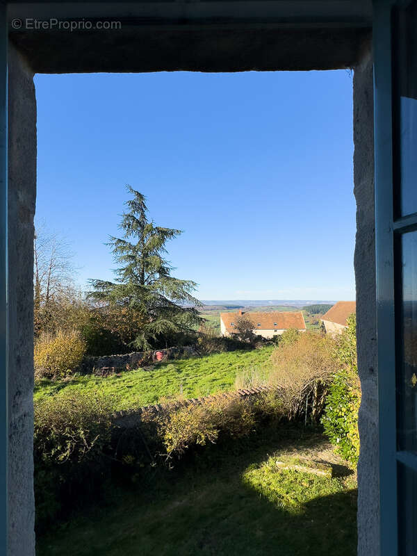 Ancien presbytère du XIV? siècle - 310 m2 - Volumes rares et potentiel d’usage Gourdon - Bourgogne du Sud - photo 8