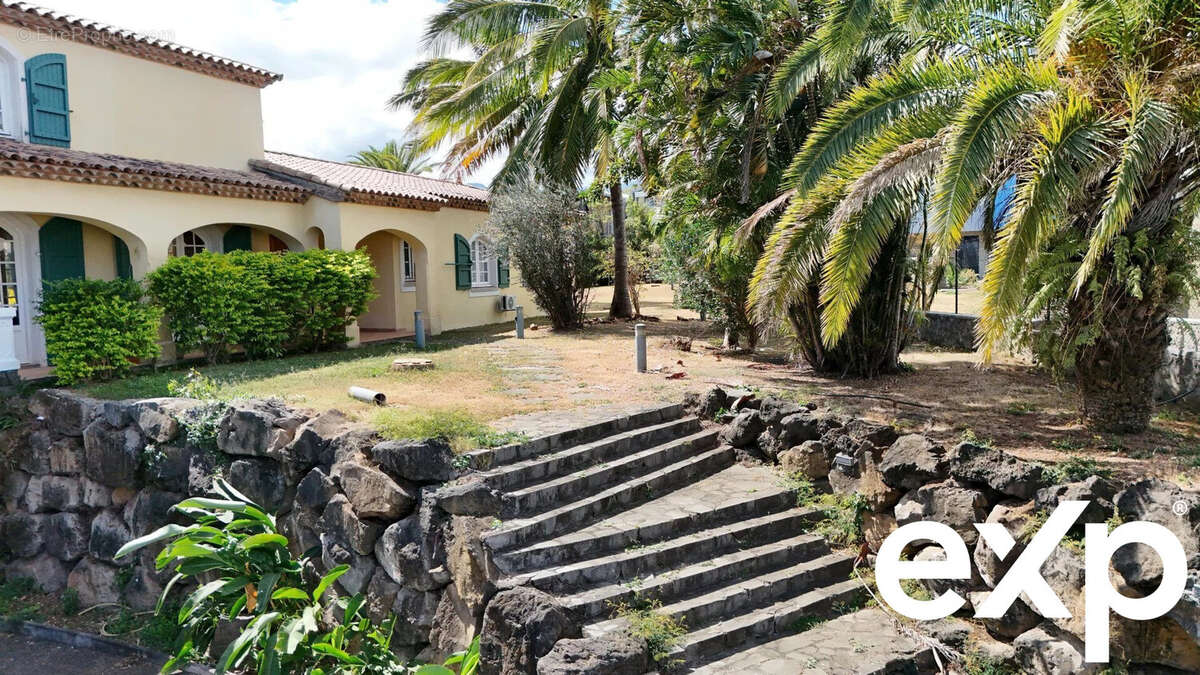 Maison à SAINT-PIERRE