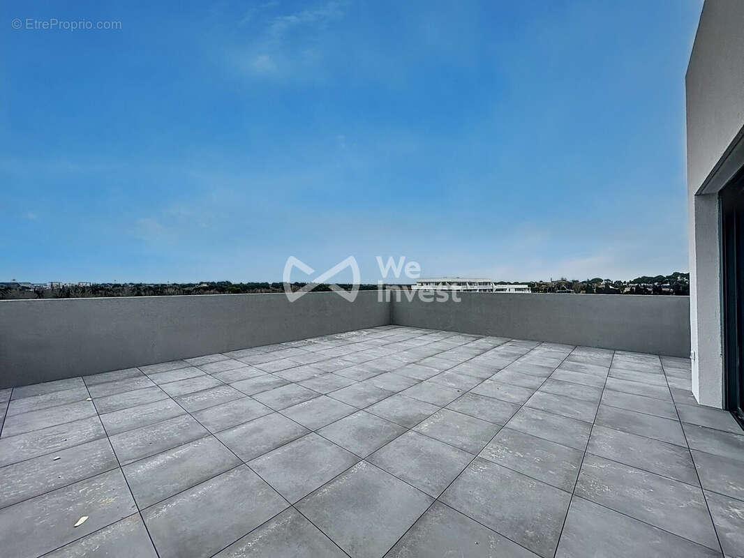 Appartement à LATTES