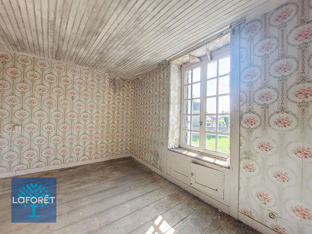 Maison à LA SELLE-EN-COGLES