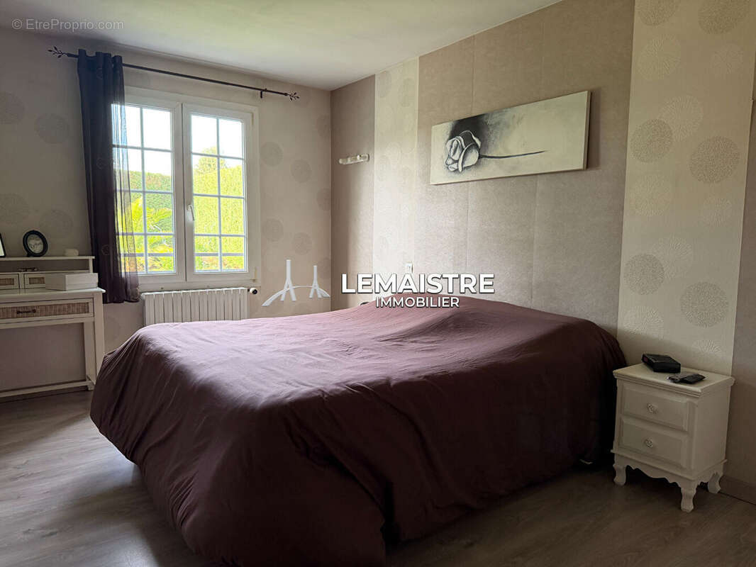 Maison à LES LOGES