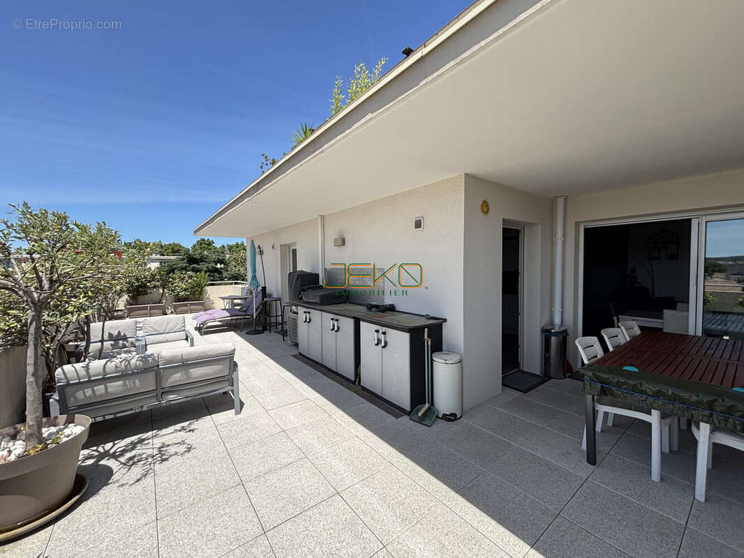 Appartement à NIMES