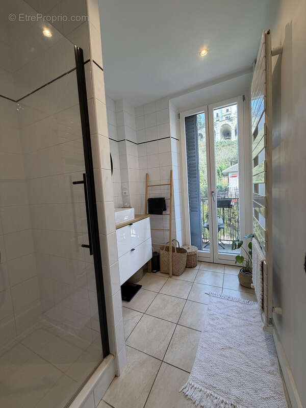 Appartement à AIX-LES-BAINS