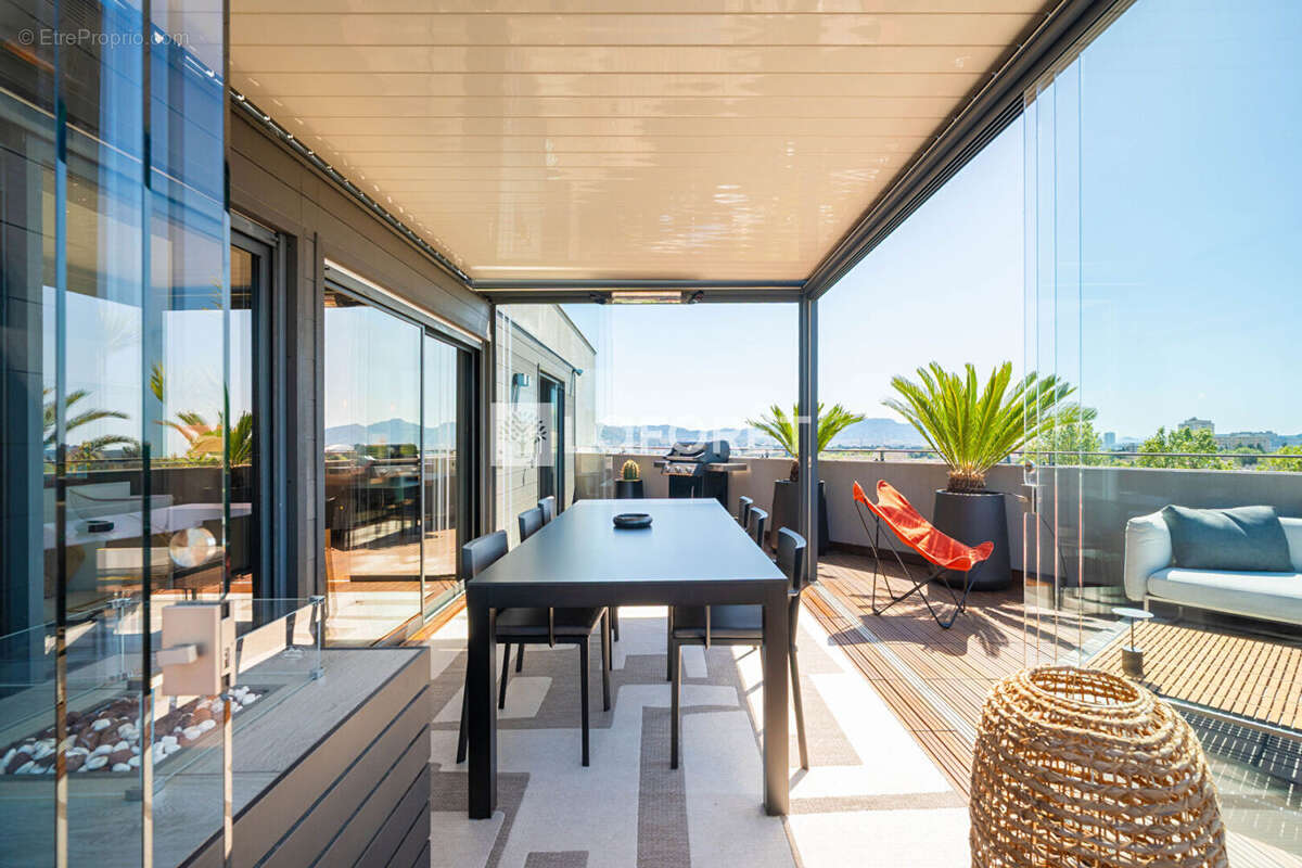 Appartement à MARSEILLE-12E