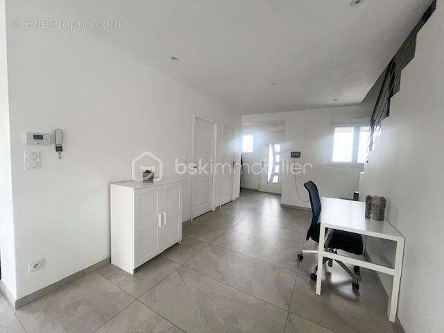 Maison à VAL-DE-REUIL