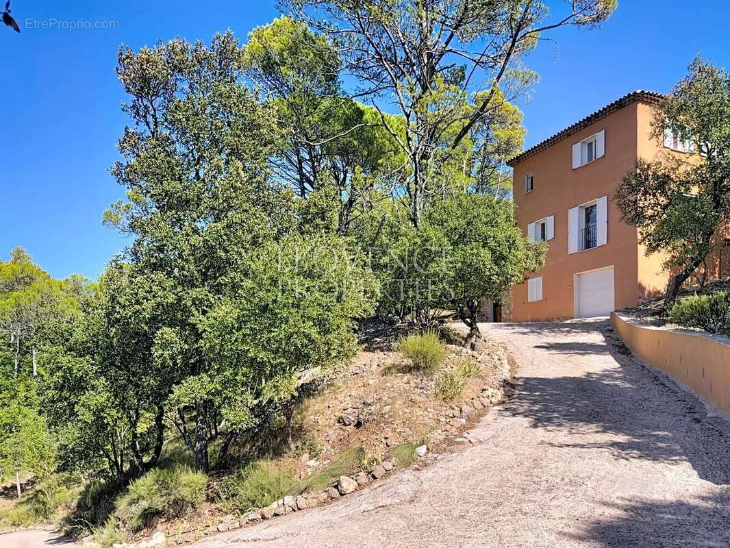 Maison à CHATEAUVERT