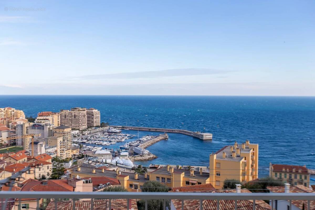 Appartement à CAP-D'AIL