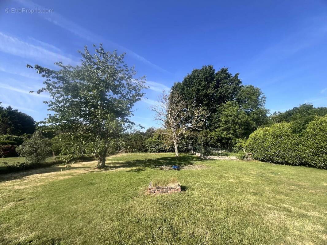 Terrain à TROUVILLE-SUR-MER