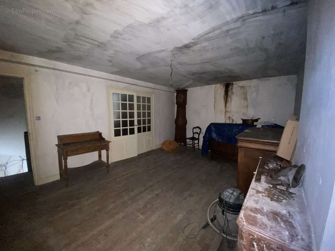 Maison à PEYRAT-DE-BELLAC