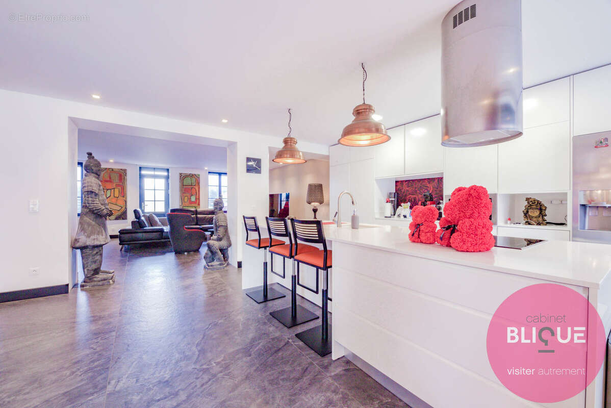 Maison à LAY-SAINT-CHRISTOPHE