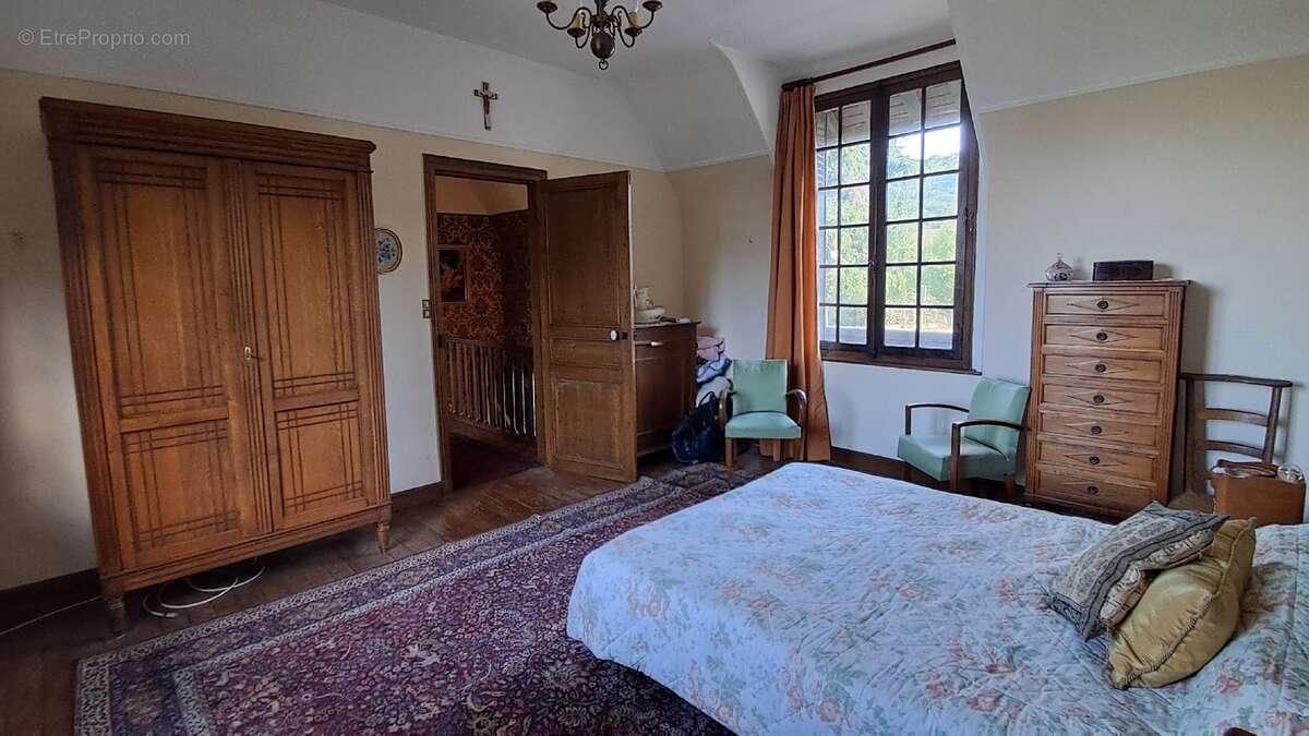 Maison à RUEIL-LA-GADELIERE